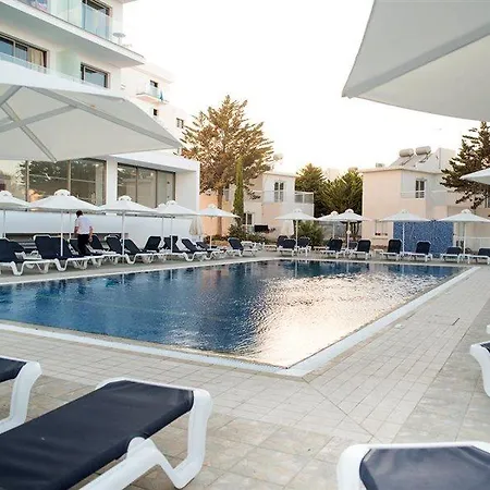 Hotel Mandali 3*