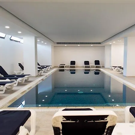 Mandali Hotel 3*
