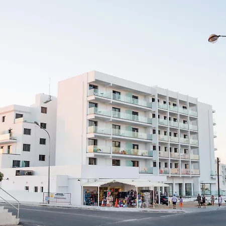Hotel Mandali 3*